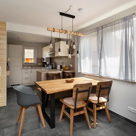 Holiday home Fh Harzhirsch - Kamin, Sauna, Bettwaesche, Kurtaxe Inklusive