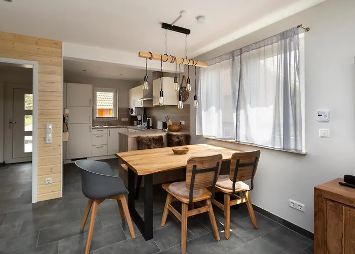 Holiday home Fh Harzhirsch - Kamin, Sauna, Bettwaesche, Kurtaxe Inklusive